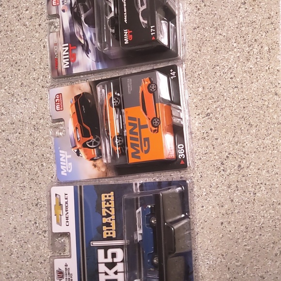 Model Cars - Picture 4 of 4